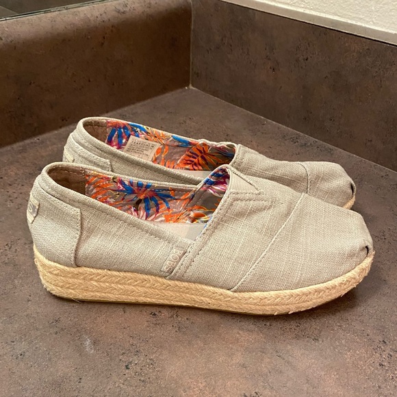 Bobs from Skechers size 7.5 - Picture 6 of 11